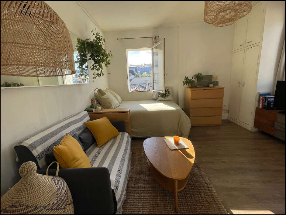 Appartement à PARIS-11E