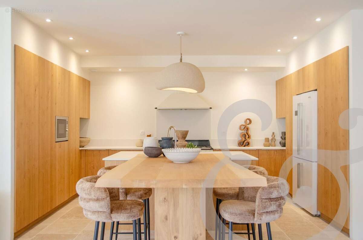 Maison à SAINT-REMY-DE-PROVENCE