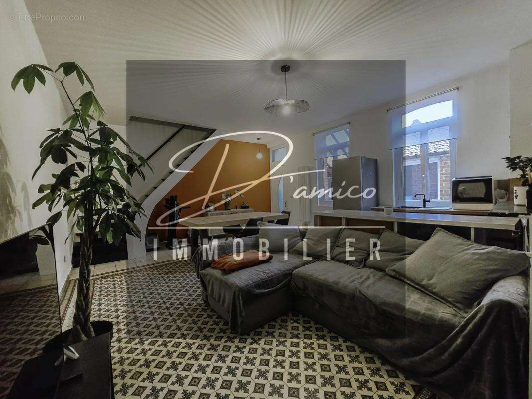 Maison à AVESNES-LE-SEC