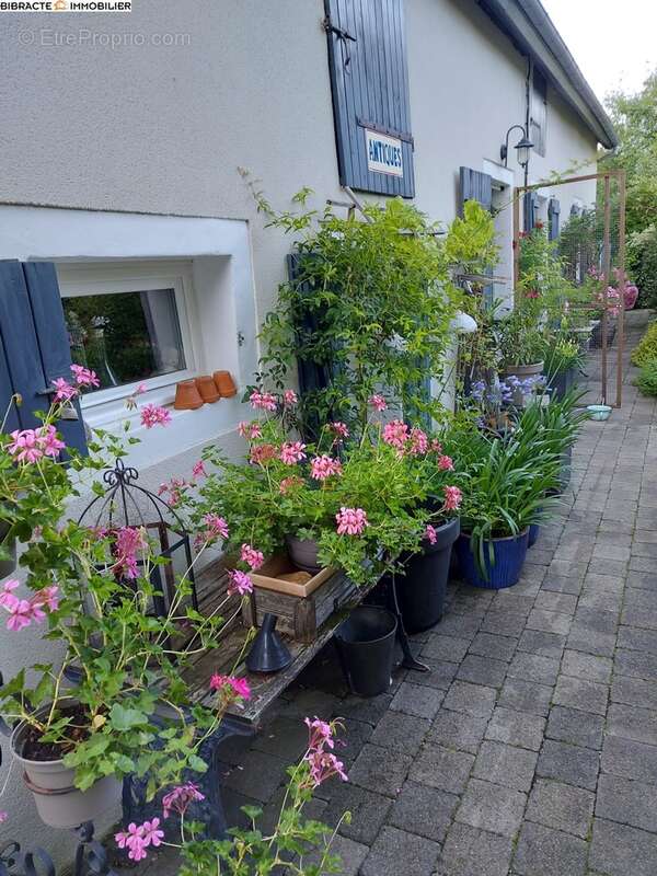 Maison à SAVIGNY-POIL-FOL