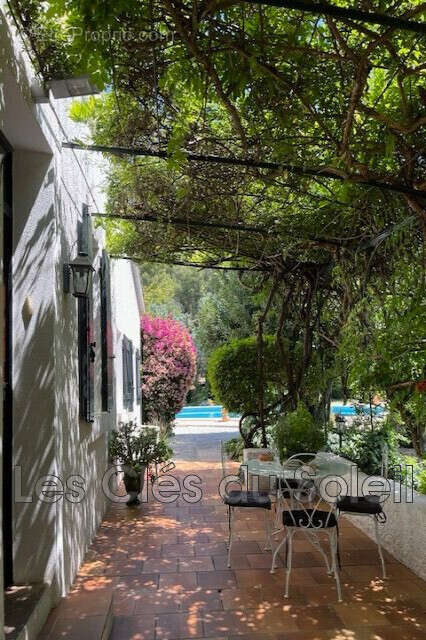 Maison à LA VALETTE-DU-VAR