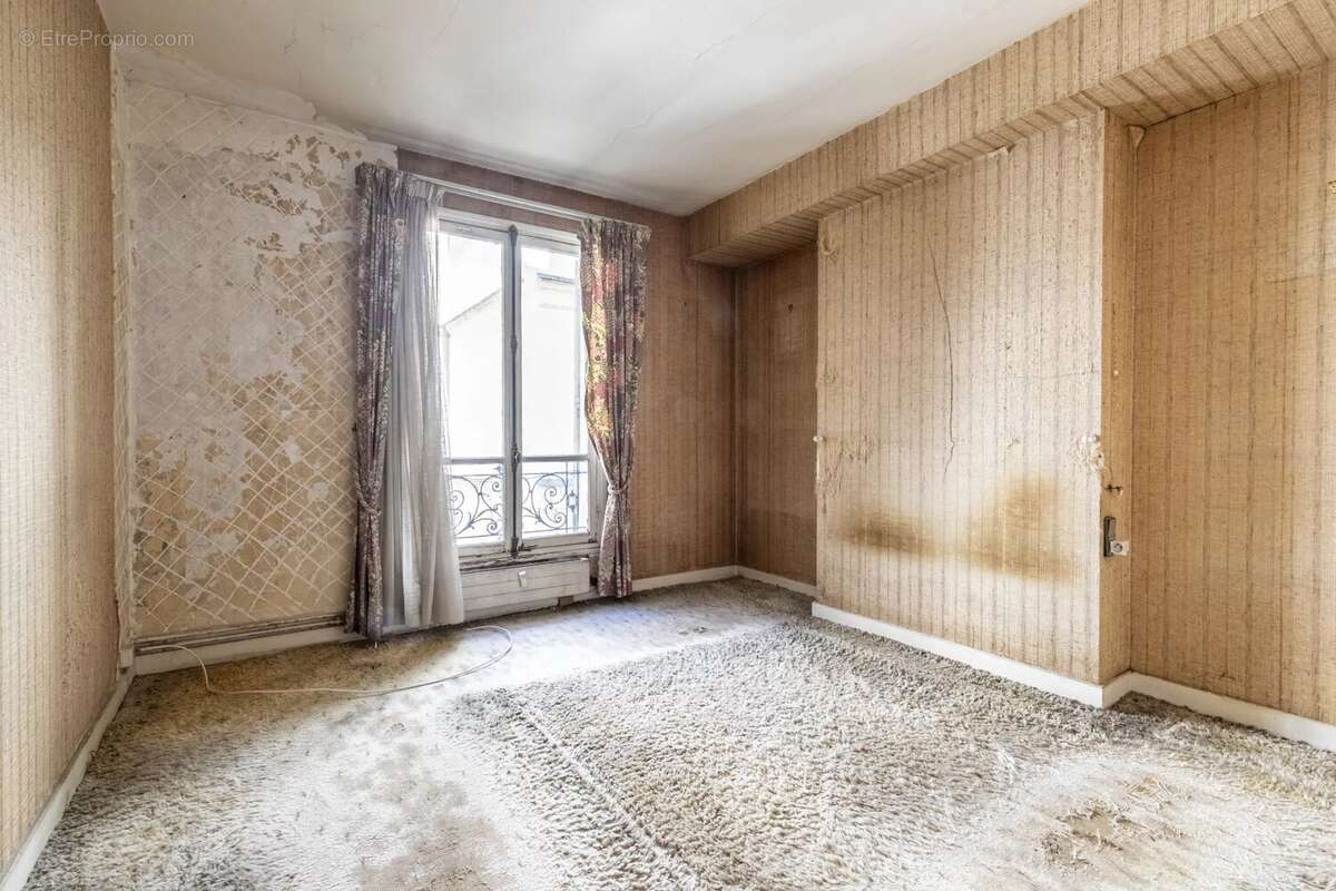 Appartement à PARIS-9E