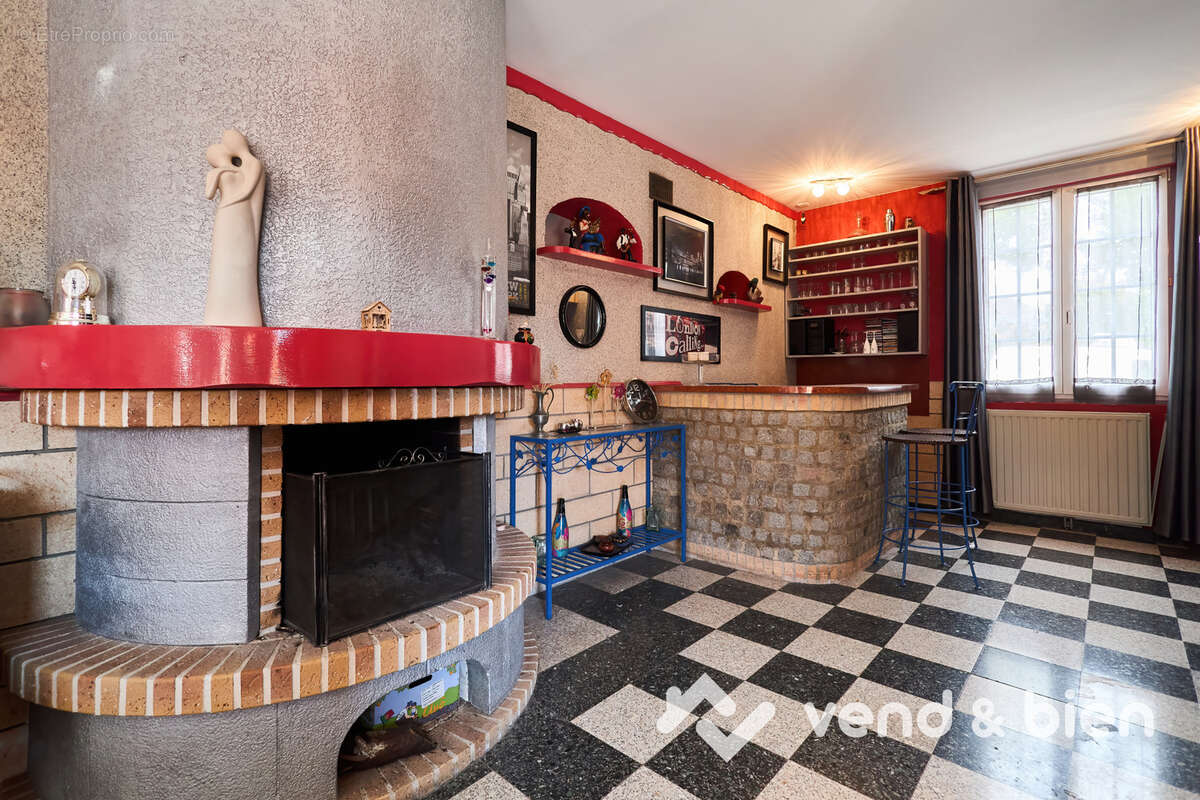 Maison T7 jardin, garage , cave - photo 7