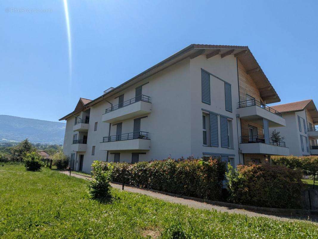 Appartement à FEIGERES