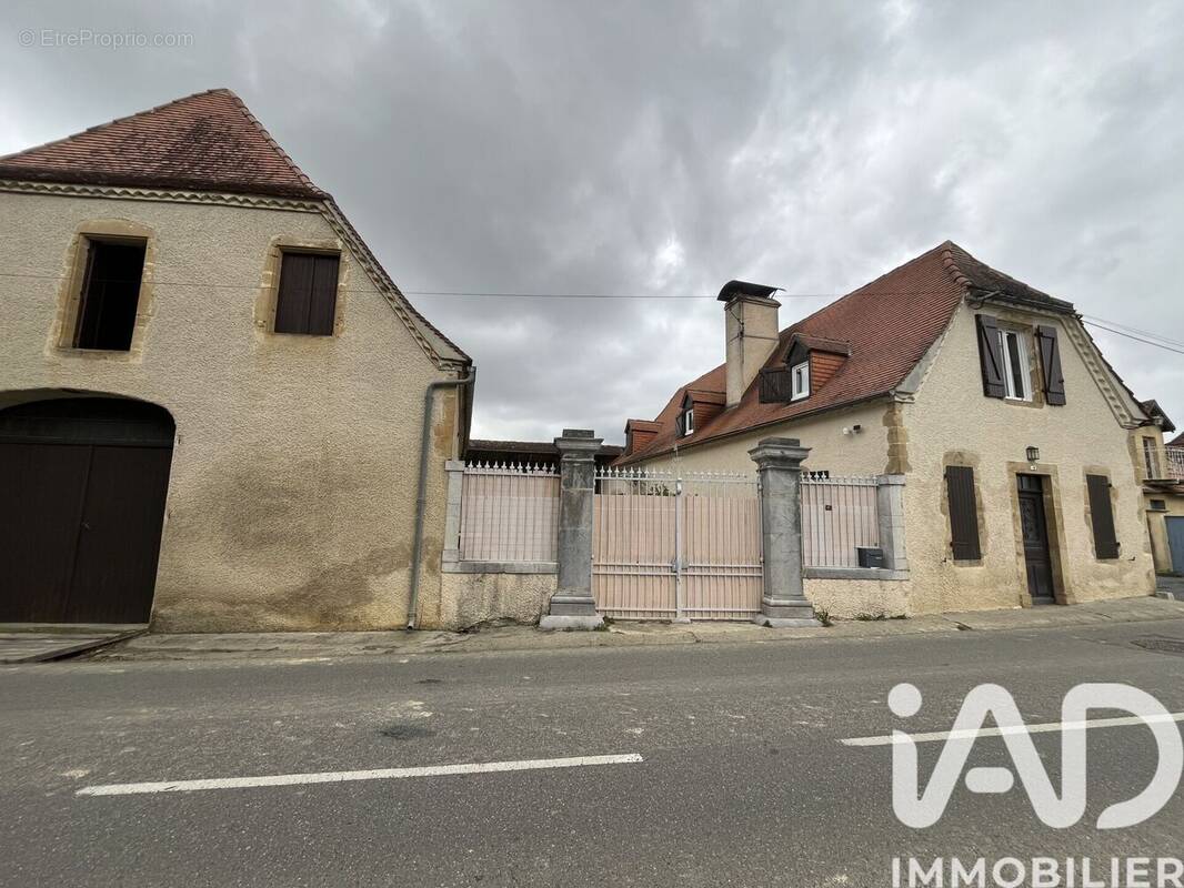 Photo 1 - Maison à LEMBEYE