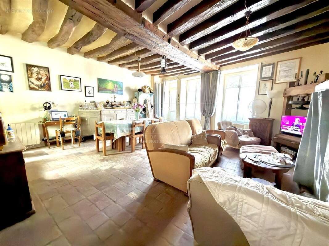 Maison 137 m² à Milly-La-Foret  - photo 2