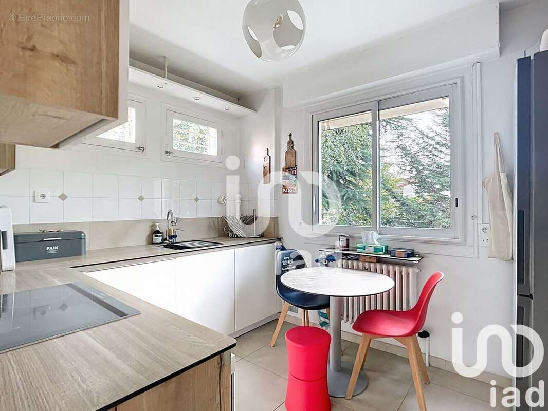 Photo 3 - Maison à SAINT-MAUR-DES-FOSSES