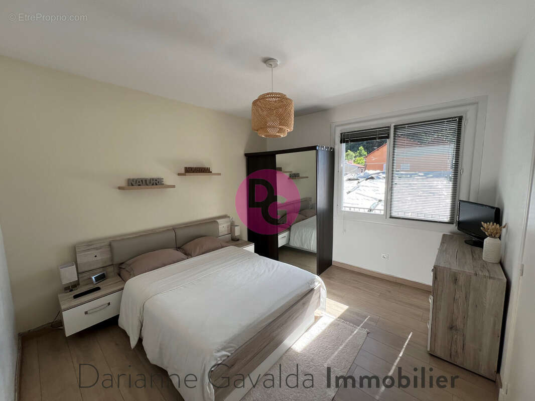 Appartement à DECAZEVILLE