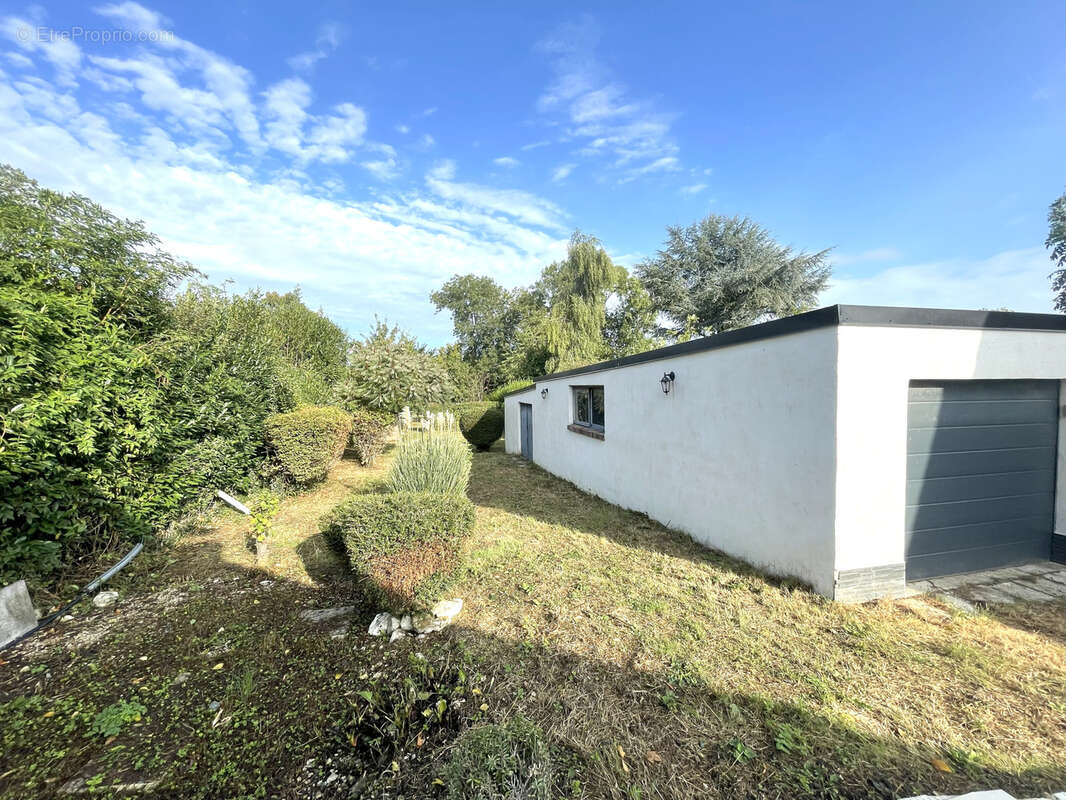 Maison à ECOUST-SAINT-MEIN