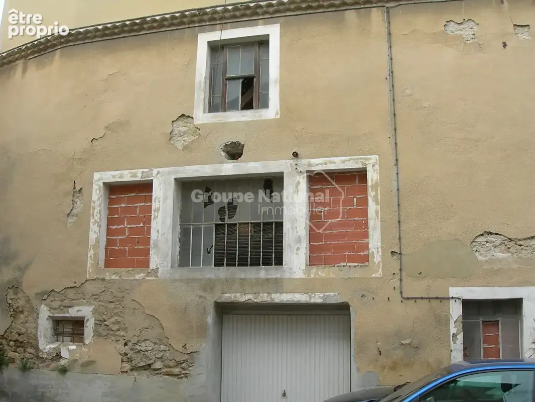 Courthezon a vendre. immeuble 463 m2- a fort potentiel. emplacement strategique - photo 2
