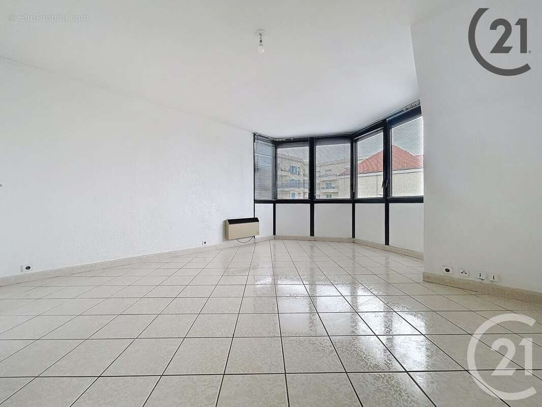Appartement à MONTEREAU-FAULT-YONNE