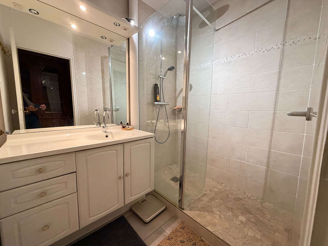 Appartement à COLOMBES