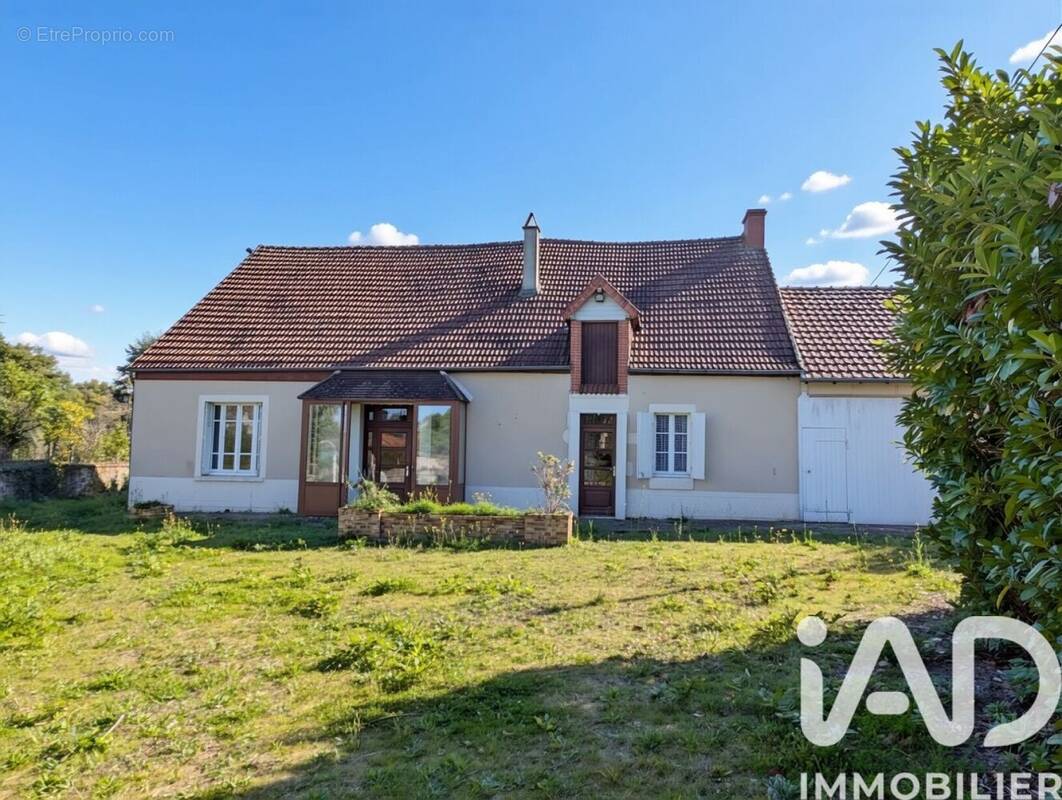 Photo 1 - Maison à URCIERS