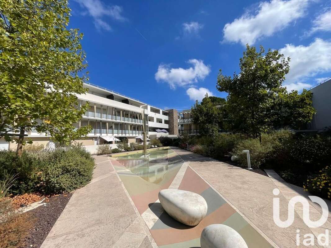 Photo 2 - Appartement à SAINT-JEAN-DE-VEDAS