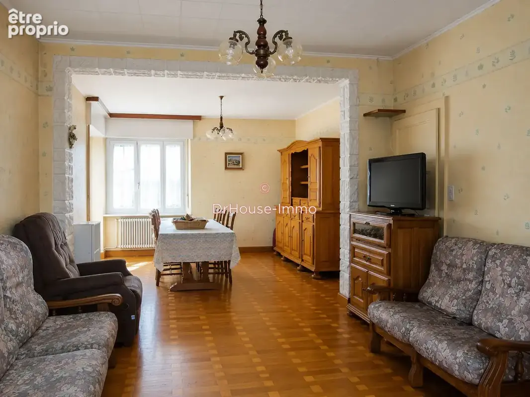 Maison 5 pièces 115 m² à vendre à L'isle-Sur-Le-Doubs (25250) - photo 3