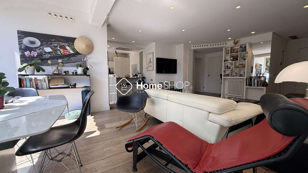 Appartement 80 m² à Marseille-7e  - photo 9