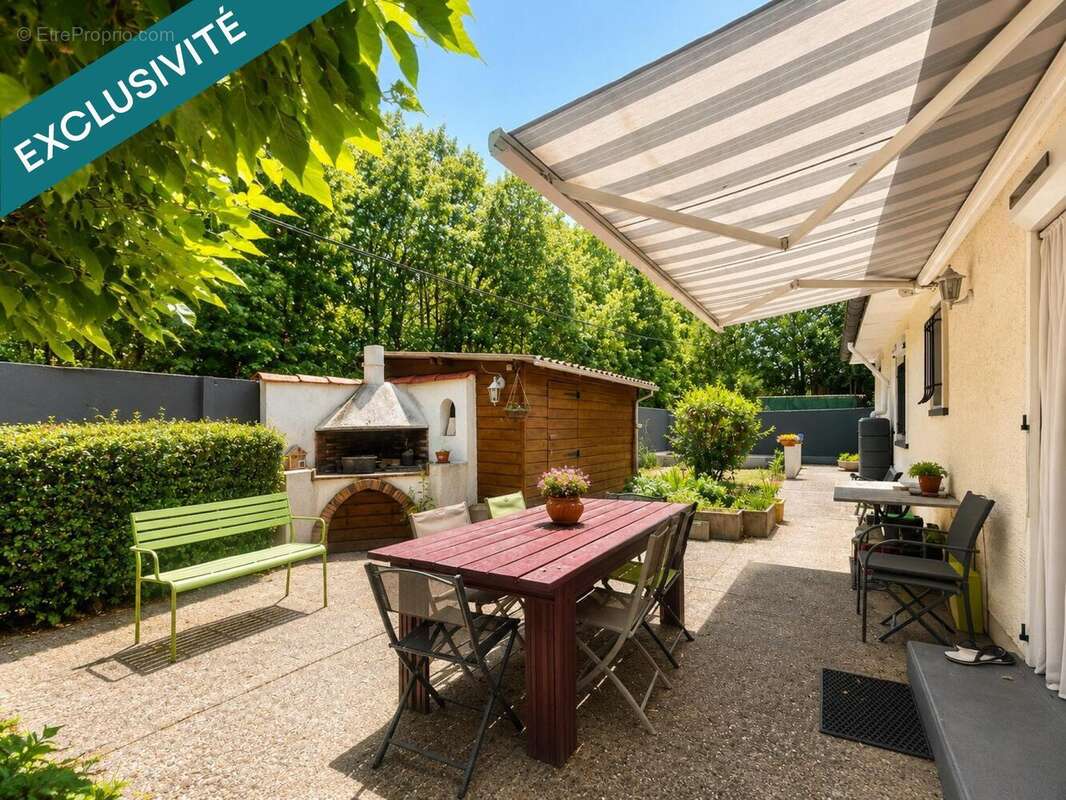 Photo 2 - Maison à CASTRES