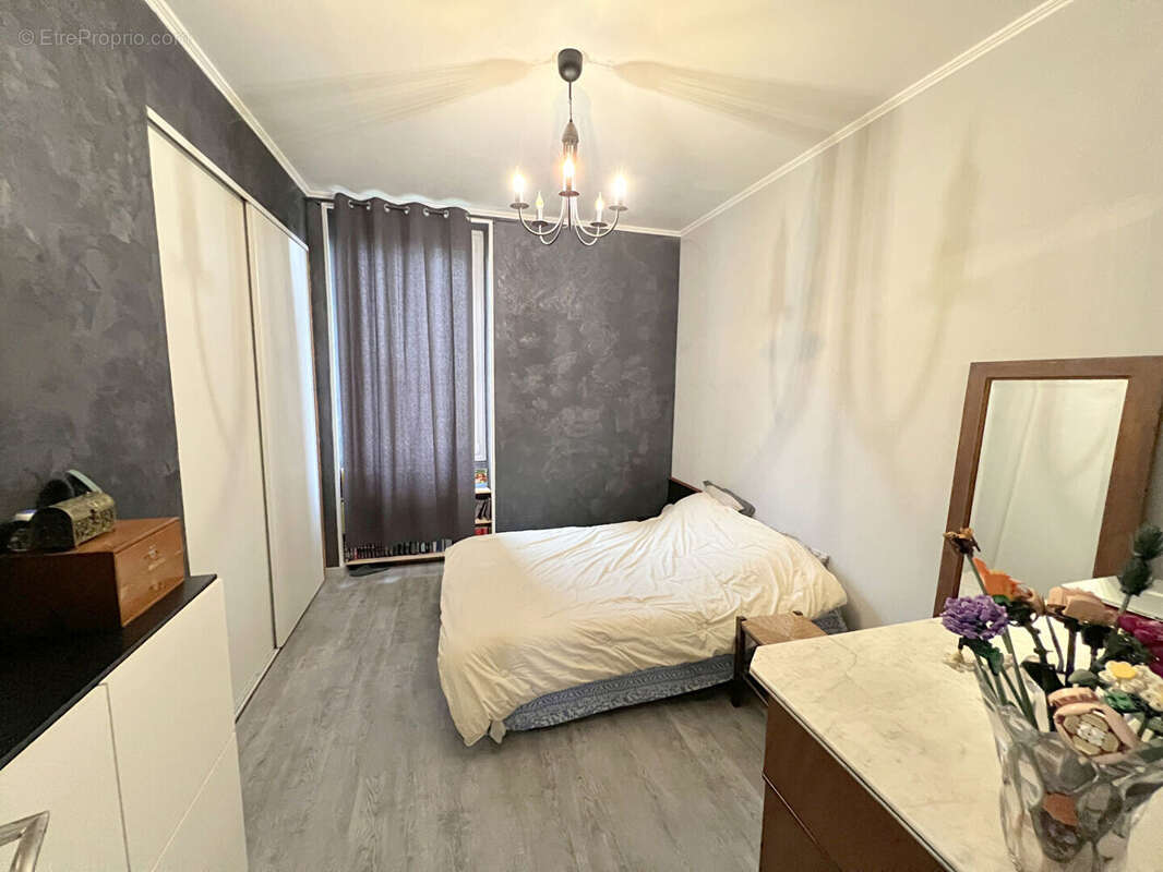 Maison à VAULX-EN-VELIN