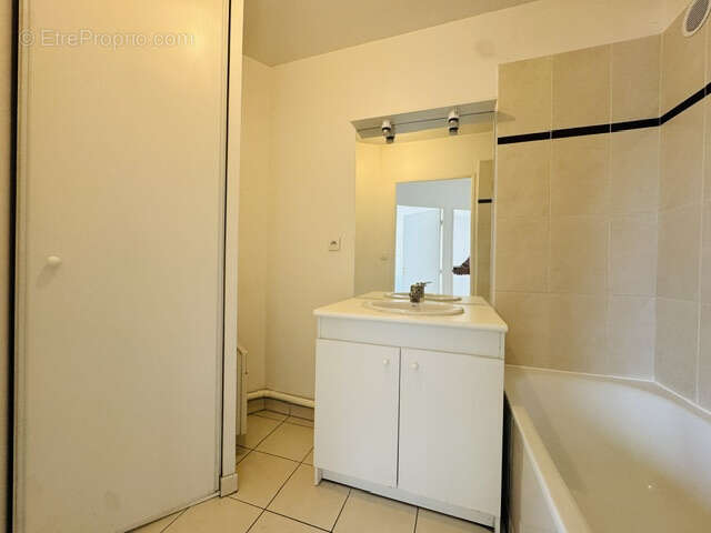 Appartement F3 de 53,81 m2 - photo 7