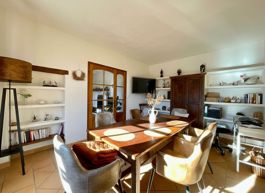 Maison à VAISON-LA-ROMAINE