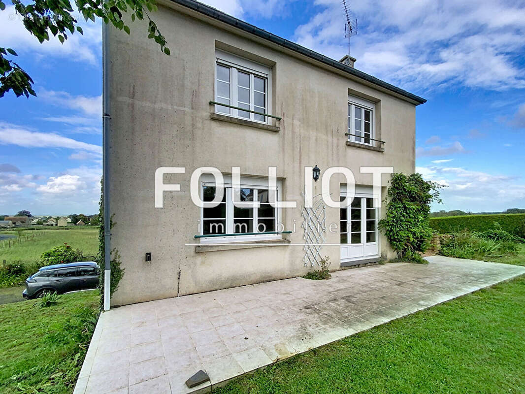 Maison à LA HOGUETTE