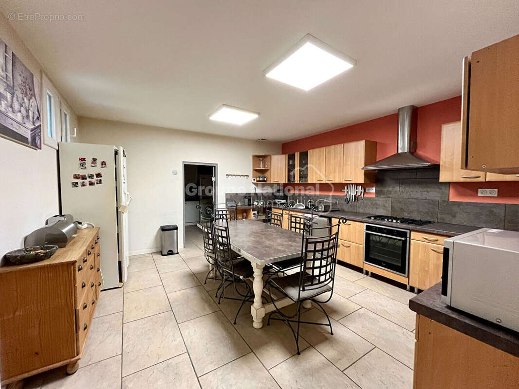 Maison à CHATEAURENARD