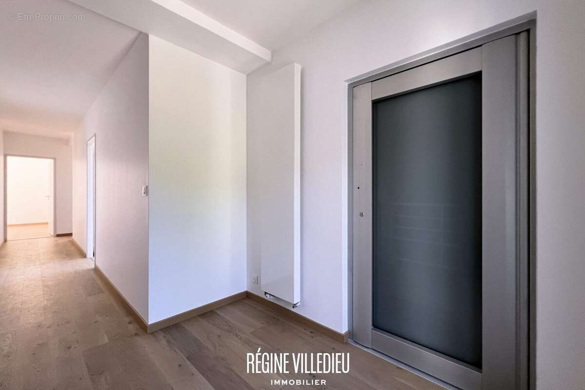 Maison à TOURLAVILLE