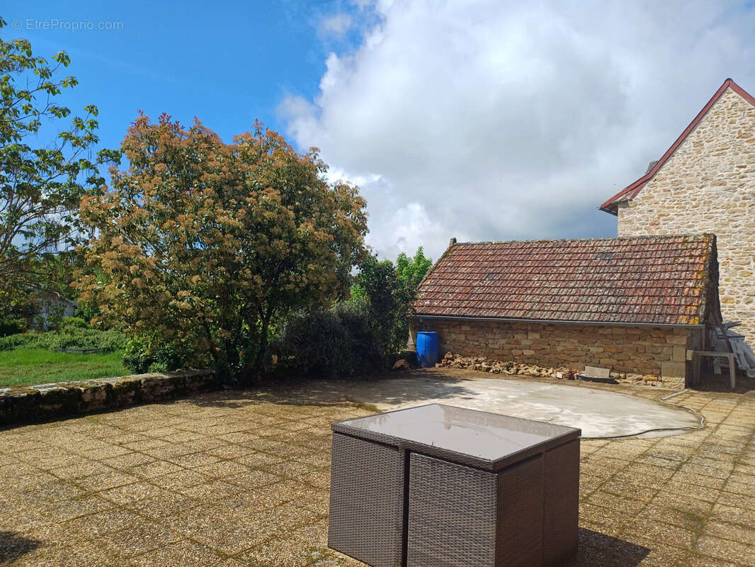 Maison à SAINTE-CROIX