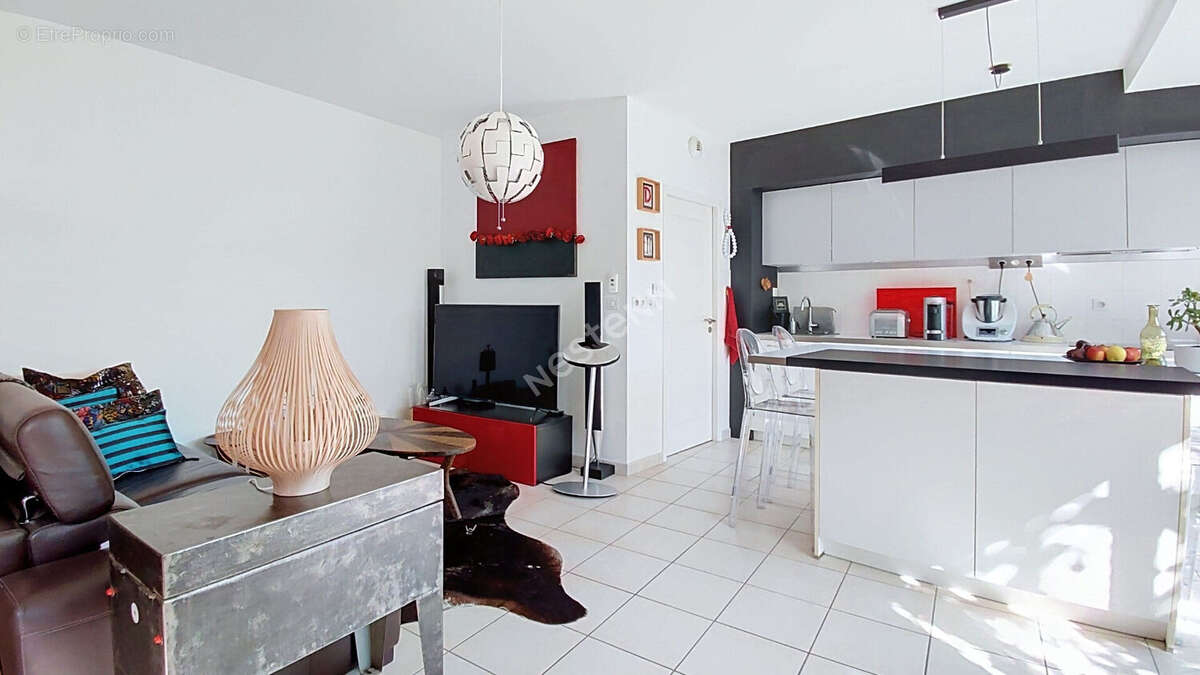 NANTES - SAINT-PASQUIER / Appartement 3 pièces 84m² deux chambres, jardin privatif, stationnement sécurisé - photo 6