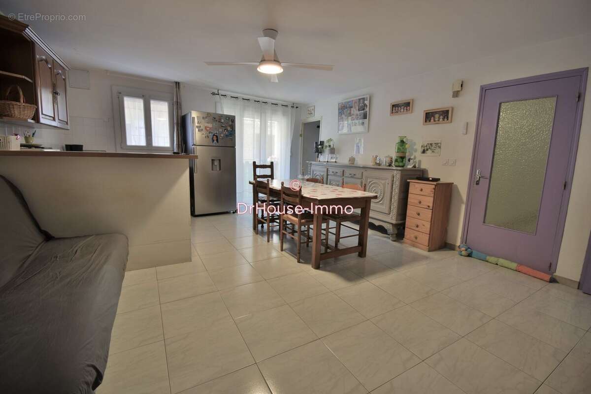 Maison à VILLEVEYRAC