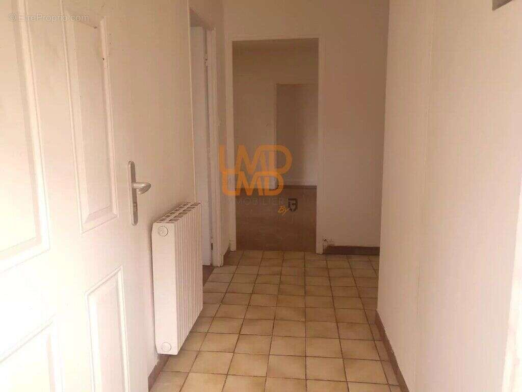 Appartement à DECAZEVILLE