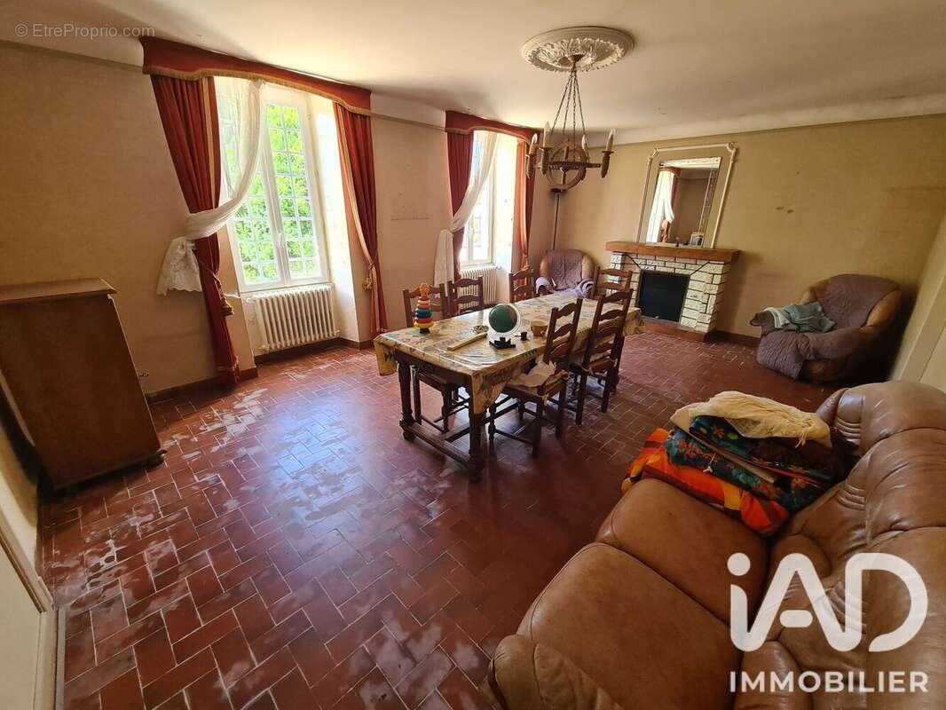 Maison 180 m² à Coivert  - photo 5