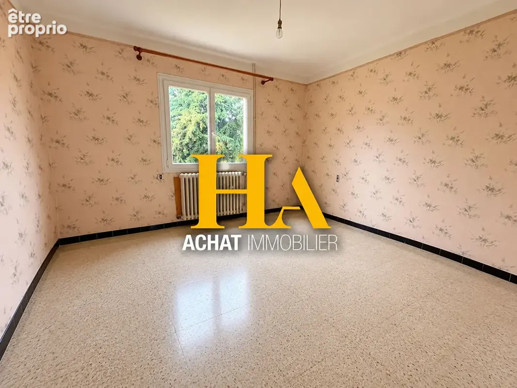 A VENDRE - GANGES - Maison 173,67 m² - 2 appartements indépendants - terrain 877 m² - photo 7
