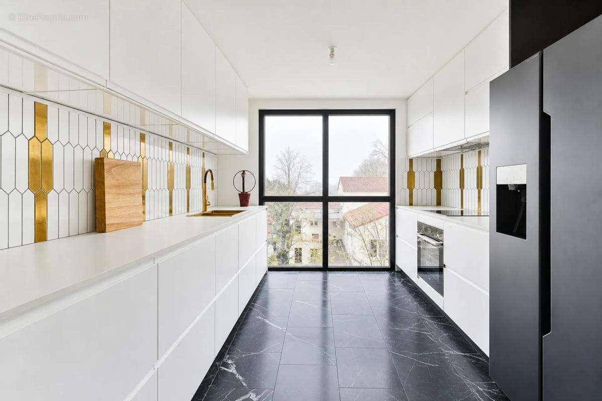 Basse-Goulaine : 450 m² - photo 10