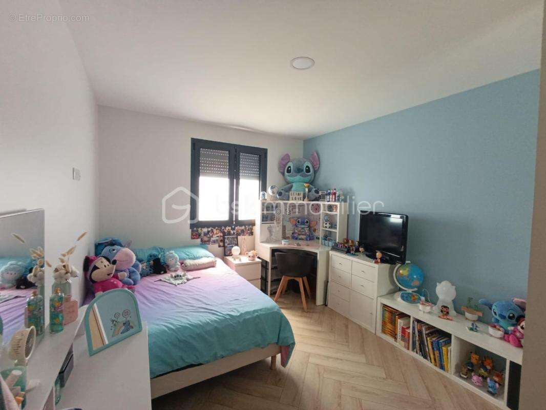 Maison 5 chambres de 174 m² avec piscine - photo 14
