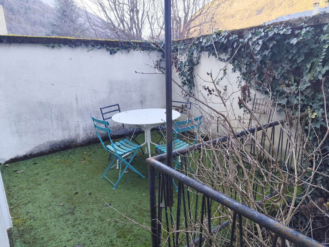 Appartement T2, 61 m2 avec terrasse centre de Bagnères de Luchon - photo 2