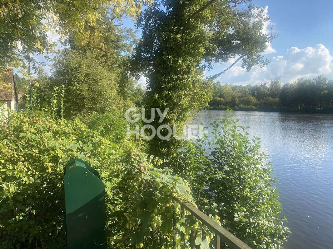 Maison à SAINT-BRIS-LE-VINEUX