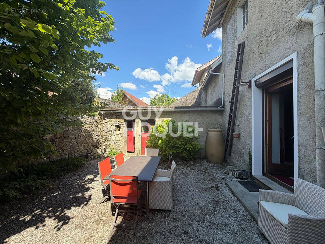 Appartement à AIX-LES-BAINS