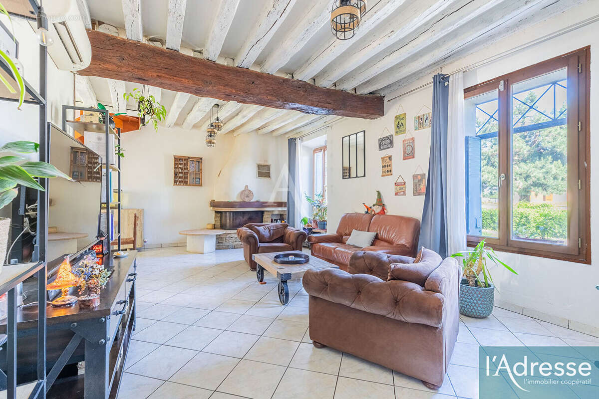 Maison à VILLEJUST