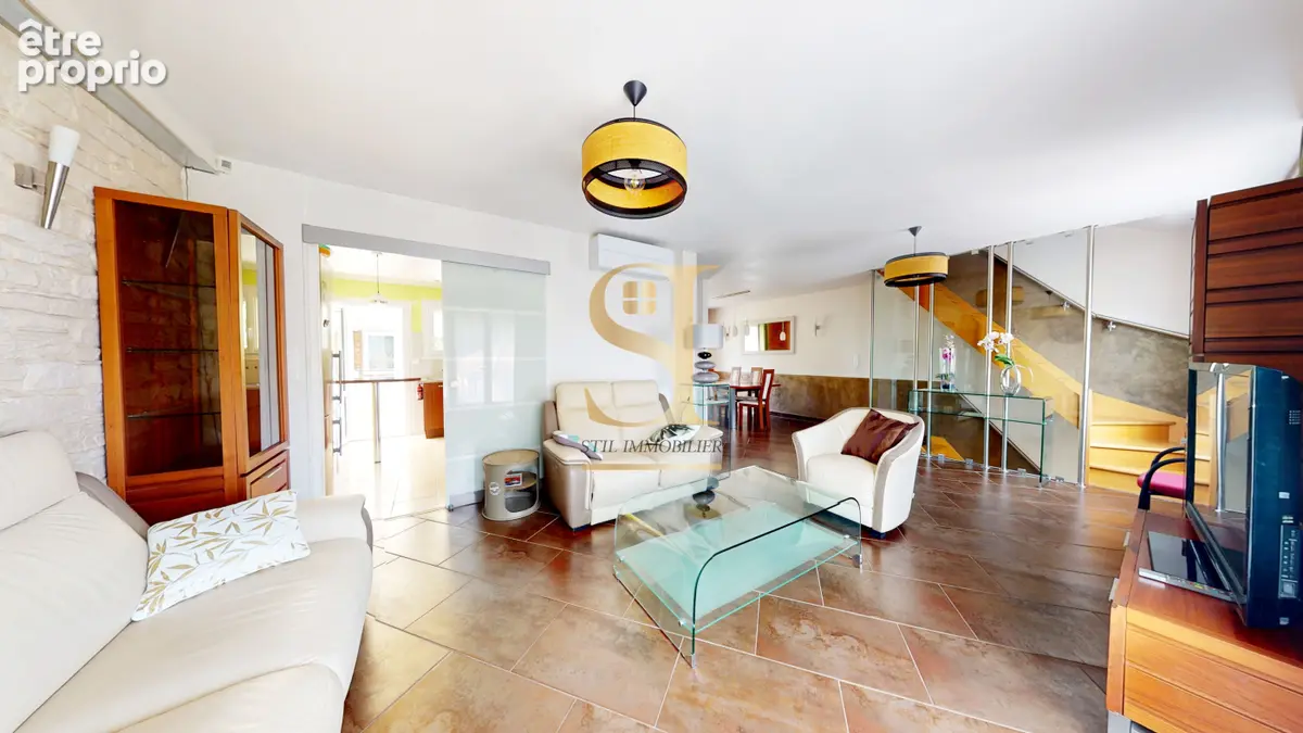Maison 6 pièces 124 m² à vendre à Vigneux-Sur-Seine (91270) - photo 2