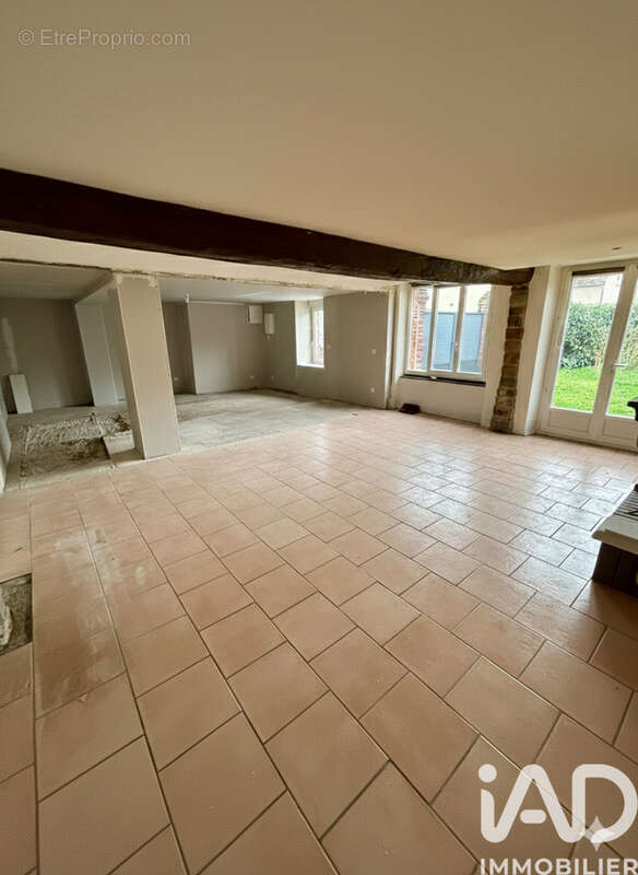 Maison 120 m² à Veron  - photo 2