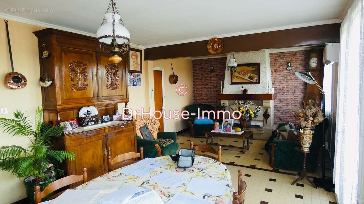 Maison 235 m² à Itzac  - photo 42