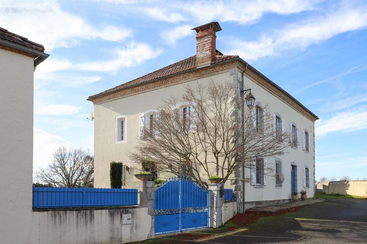 Maison à HAGETMAU
