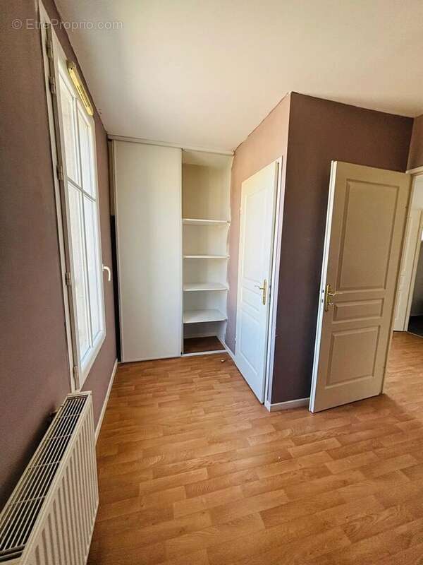 Maison à COMBS-LA-VILLE