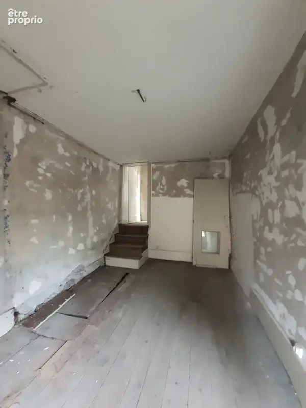 Dpt Vosges (88), à vendre RAMBERVILLERS immeuble T15 de 280 m2 à rénover en 5 ou 6 appartements avec cour - photo 11
