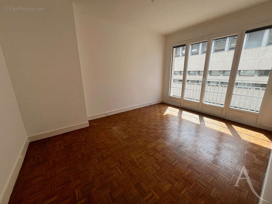 Appartement à MANTES-LA-JOLIE
