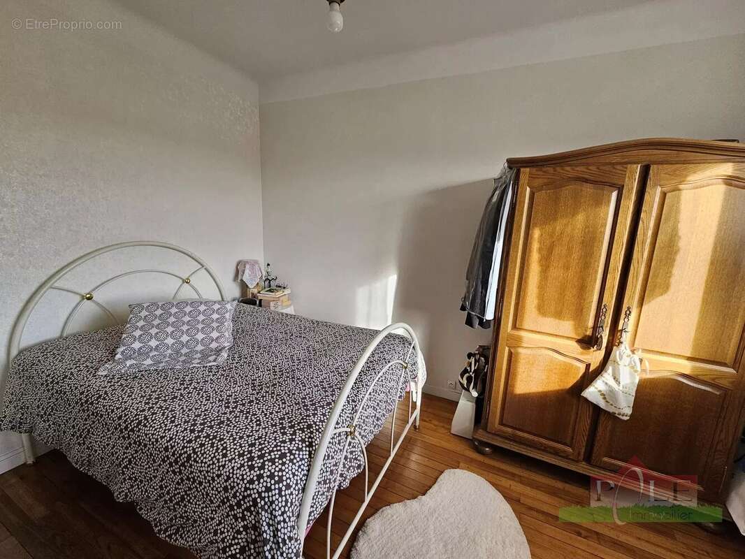 VIENNE, Pyramide, Appartement T2 de 58m² avec balcon et cave. - photo 9