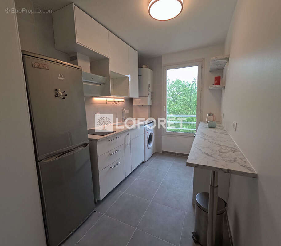 Appartement à AUBERVILLIERS