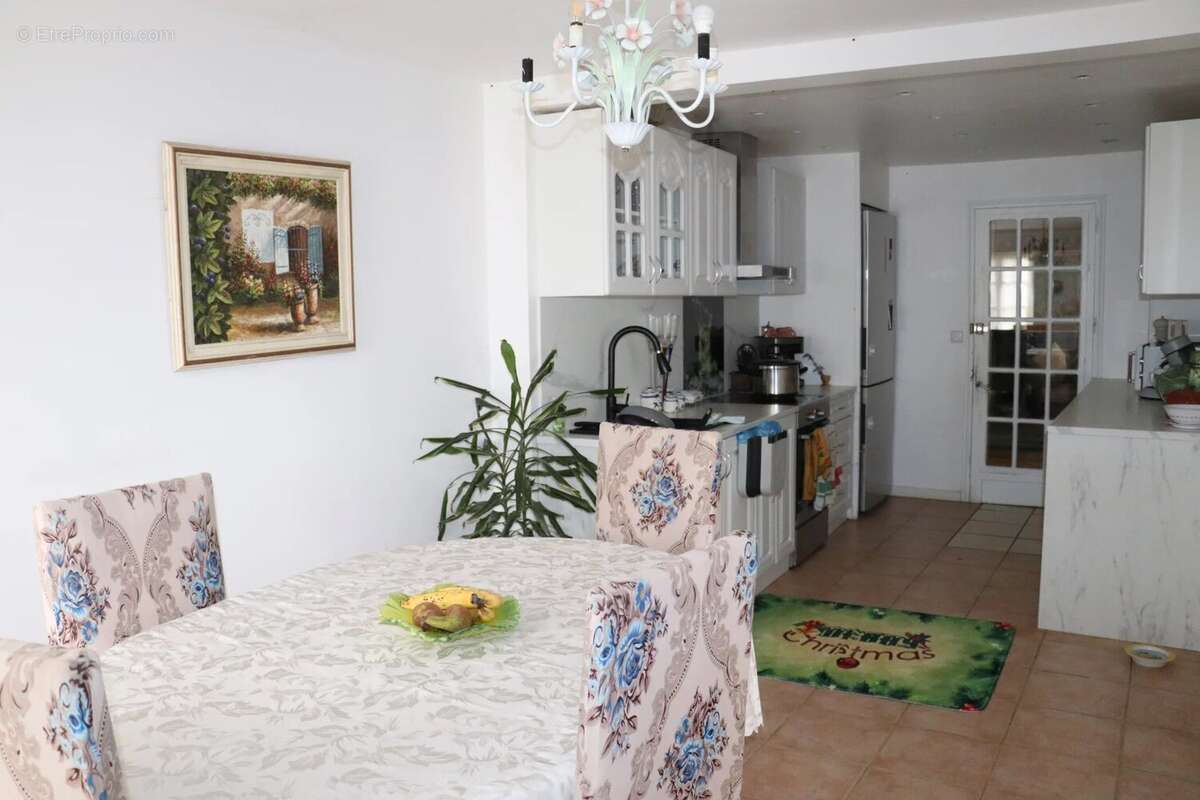 Appartement à LA FERTE-SOUS-JOUARRE