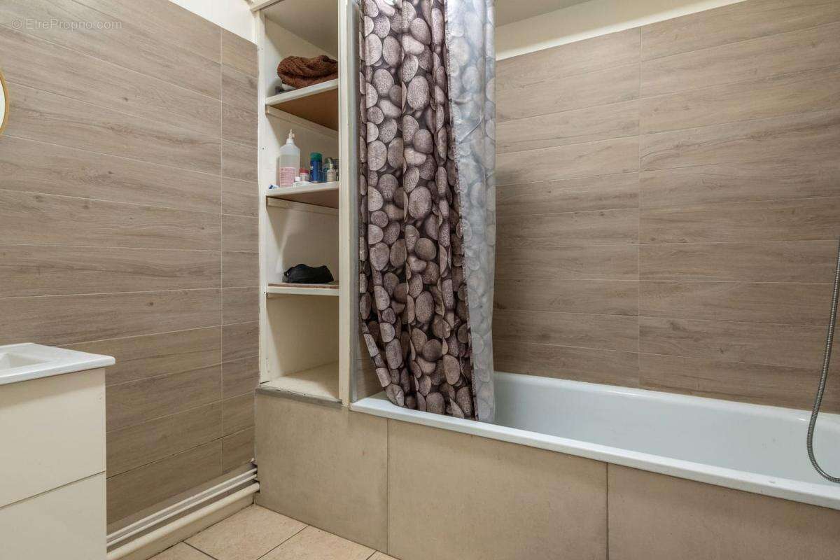 Appartement à SAINT-FONS